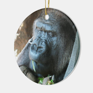 Ape Kapuze ~ Japanischer Gorilla Eating Keramik Ornament