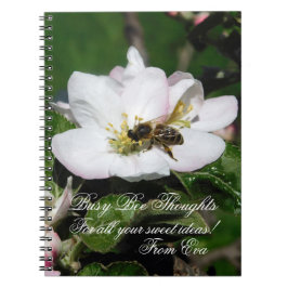 Apfelblüten & Biene Makrofoto | Personalisierter N Notizblock