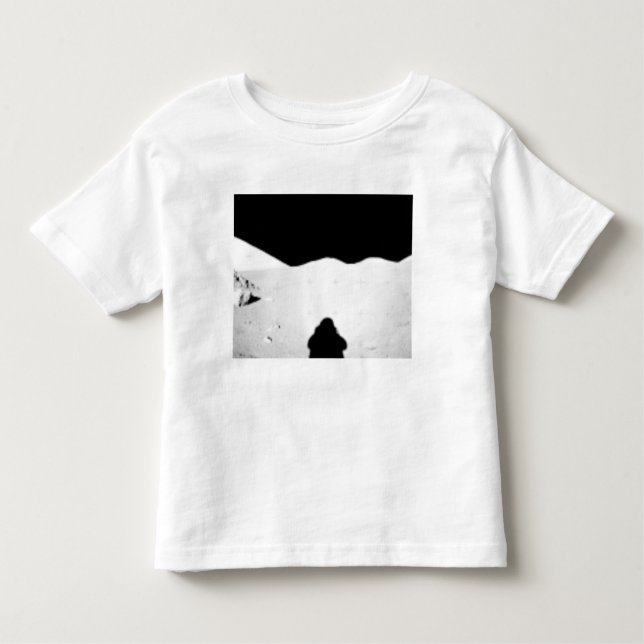 Apollo 17 zusammengebautes Panorama 2 Kleinkind T-shirt (Vorderseite)