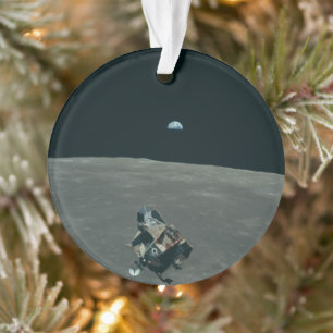 Apollo Lunar Lander und Erdaufgang über dem Mond Ornament