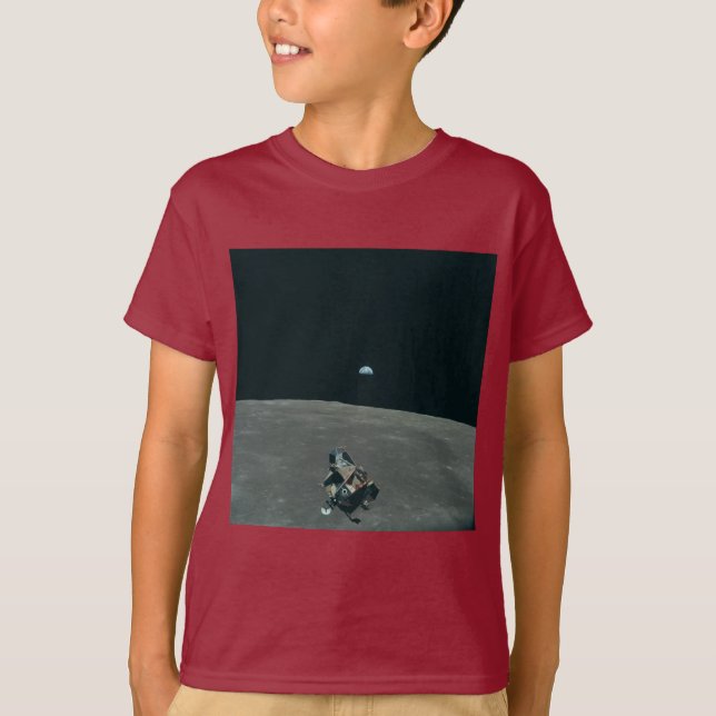 Apollo Lunar Lander und Erdaufgang über dem Mond T-Shirt (Vorderseite)