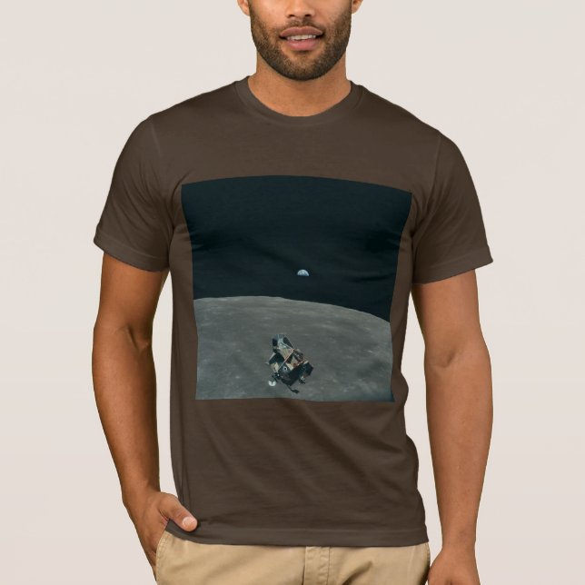 Apollo Lunar Lander und Erdaufgang über dem Mond T-Shirt (Vorderseite)