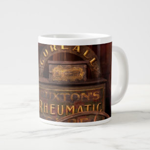 Apotheke - Der Rheumatismus-Kurwagen Jumbo-Tasse