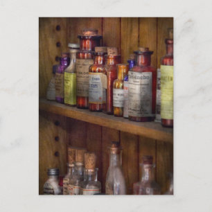 Apotheke - Im Medizinschrank Postkarte