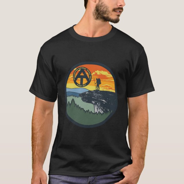 Appalachian Trail Hiker Mcafee's Knob T-Shirt (Vorderseite)