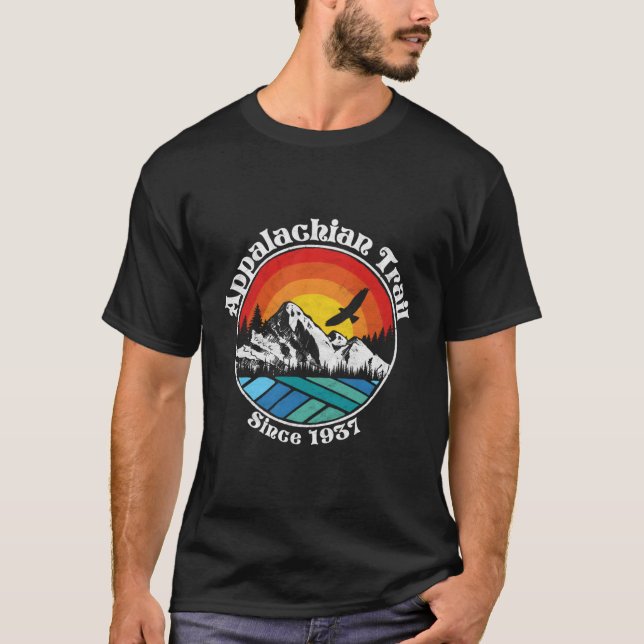 Appalachian Trail Szene Retro-Berge T-Shirt (Vorderseite)