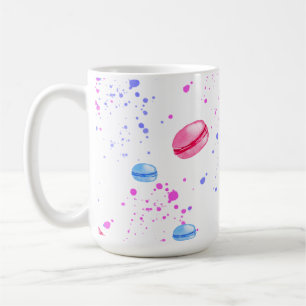 Appetitliche Makronen in Wasserfarbspritzern Kaffeetasse