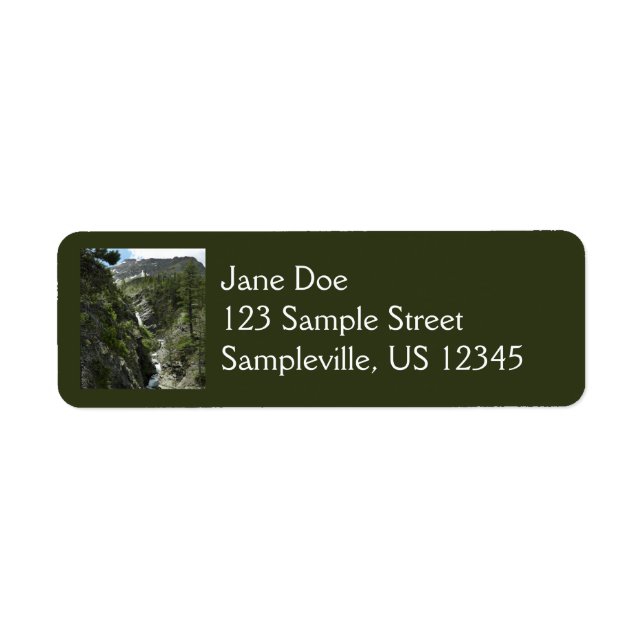 Appistoki Falls and Peak at Glacier National Park (Vorne)