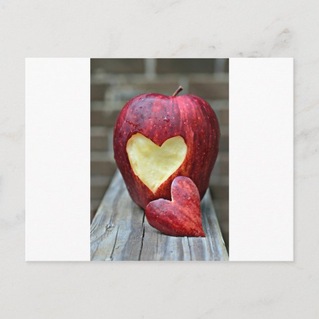 Apple Heart Postcard Postkarte (Vorderseite)