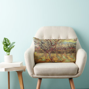 Aprikosenbäume in Blüte von Vincent van Gogh Lendenkissen