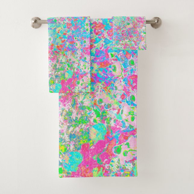 Aqua and Hot Pink Sunrise in My Rubio Garden Badhandtuch Set (Insitu)