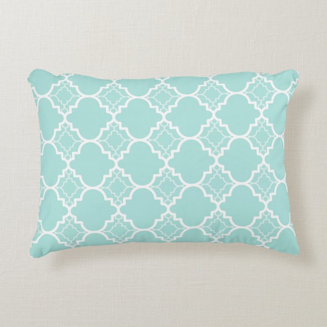 Aqua blaues Quatrefoil geometrisches Muster Zierkissen (Vorderseite)