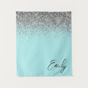 Aqua Blue Aquamarin Silver Glitzer Monogram Wandteppich