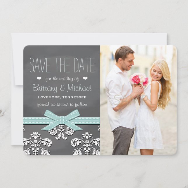 Aqua Blue Chalkboard Lace & Bow Save the Date Card (Vorderseite)