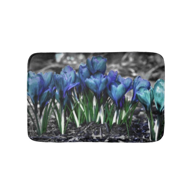Aqua Blue Crocus Blooms Badematte (Vorderseite)