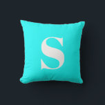 Aqua Blue Initial Mit Monogramm Outdoor Pillow Kissen<br><div class="desc">Aqua Blue Initial Mit Monogramm Outdoor Kissen. Dekoratives Kissen im Freien mit einem Single. Schnell und einfach personalisieren.</div>