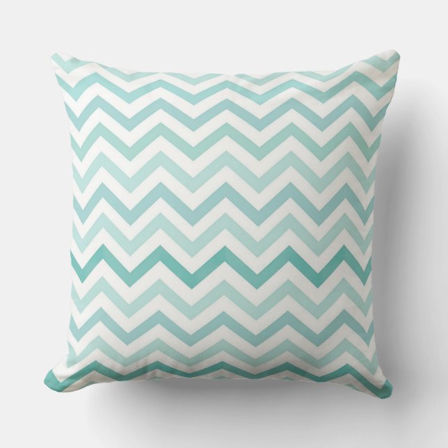 Aqua Blue Zigzag Pattern – Modern Minimalist   Kissen (Vorderseite)