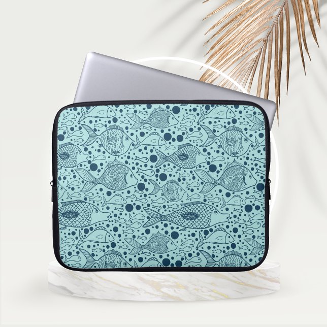 Aqua-farbener Ozeanfisch mit Blasen Laptopschutzhülle (Aqua Colored Ocean Fish Laptop Sleeve)