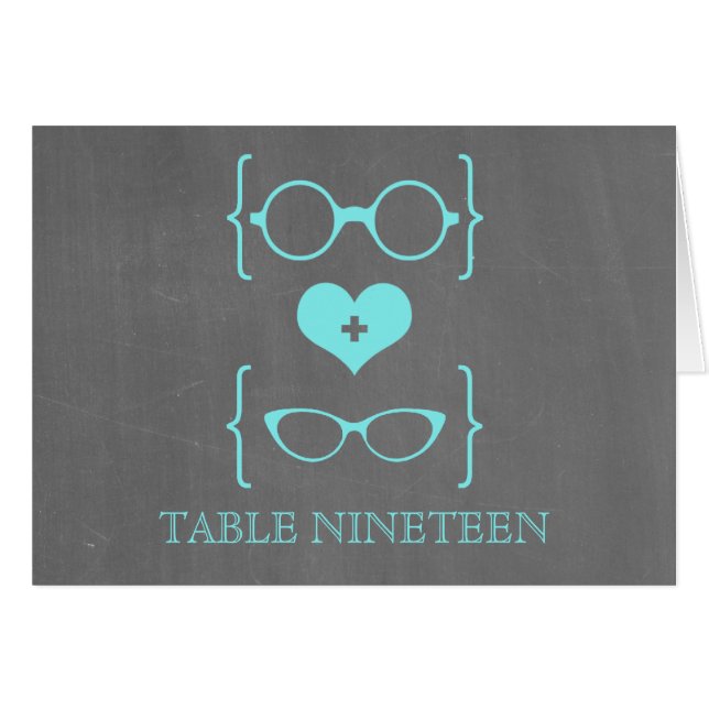 Aqua Geeky Glasses Chalkboard Tischnummer Card (Vorderseite (Horizontal))