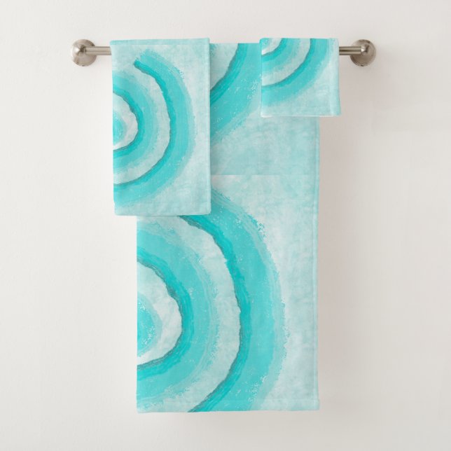 Aqua Turquoise Spirals  Badhandtuch Set (Insitu)