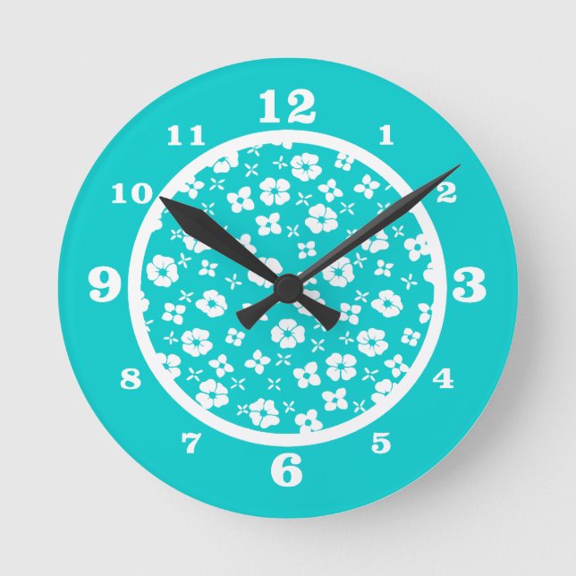 Aqua & White Blume Runde Wanduhr (Vorderseite)