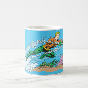 Aquaman Dashes Thru Water Tasse