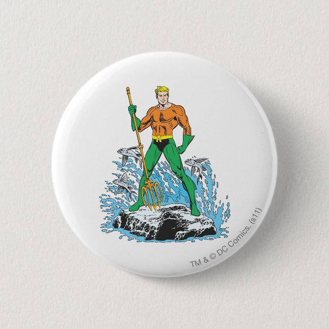 Aquaman steht mit Pitchfork Button (Vorderseite)