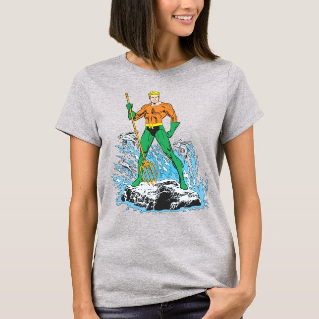 Aquaman steht mit Pitchfork T-Shirt (Vorderseite)