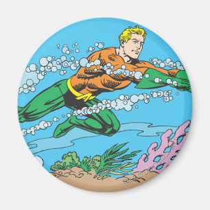 Aquaman stürmt durchs Wasser Magnet