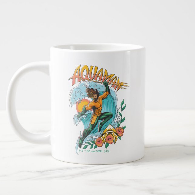 Aquaman und Trident Rising Surf Graphic Jumbo-Tasse (Links)