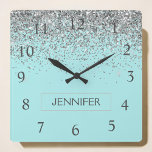 Aquamarin Aqua Blue Silver Glitzer Girl Monogram N Quadratische Wanduhr<br><div class="desc">Aquamarine Aqua Blue und Silver Sparkle Glitzer Monogram Name Clock. Das macht den perfekten 16 Geburtstag,  Hochzeit,  Brautparty,  Jubiläum,  Babydusche oder Junggeselinnen-Abschied Geschenk für jemanden,  der Lieben glamourösen Luxus und schicke Stile.</div>