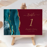 Aquamarin Gold Agate Burgundy Wedding Tischnummer<br><div class="desc">Der links Rand dieser eleganten,  modernen Hochzeitskarte zeichnet sich durch eine aquamarine blaue Aquarellgrenze aus,  die mit Imitaten mit goldenem Glitzer bestickt wurde. Der anpassbare Text kombiniert goldfarbene Handschrift,  kursiv und kopperplate Schriftart auf bordeauxrotem Hintergrund.</div>