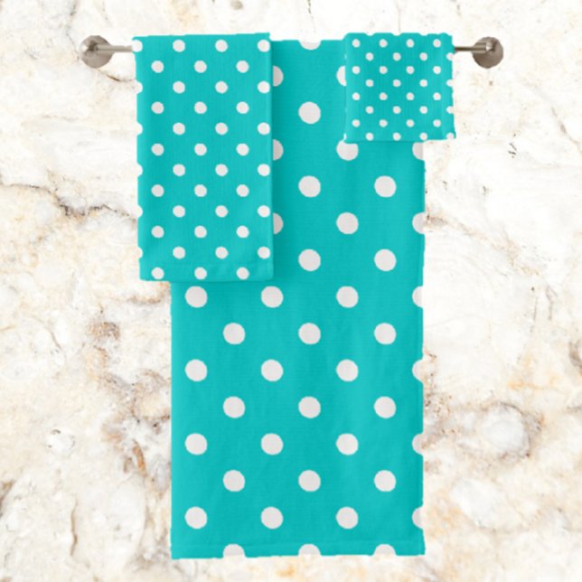 Aquamarin Polka Dot Badhandtuch Set (Von Creator hochgeladen)