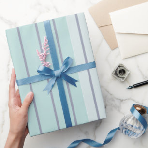 Aquamarine blaugraue Streifen Moderne, einfach Geschenkpapier