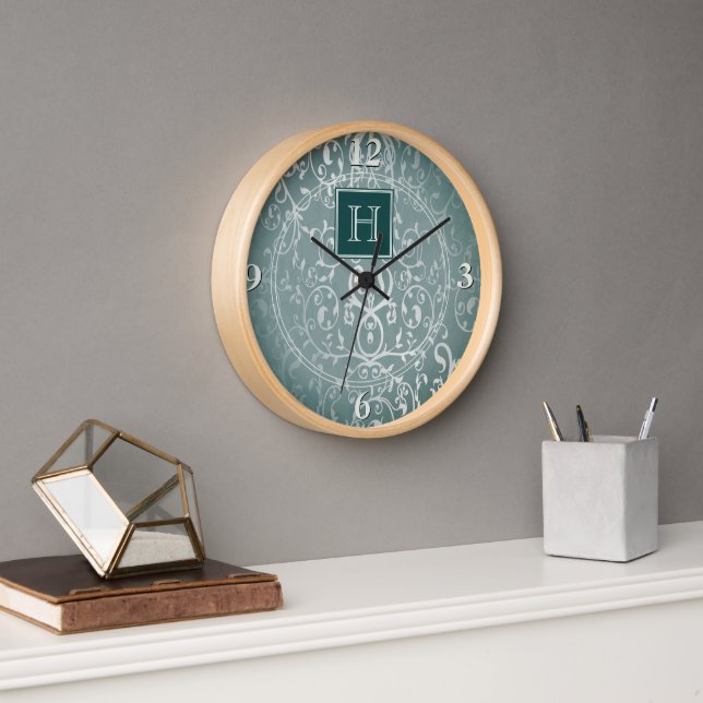 Aquamarine Elegant Blühe Monogram-Uhr Uhr (Büro)
