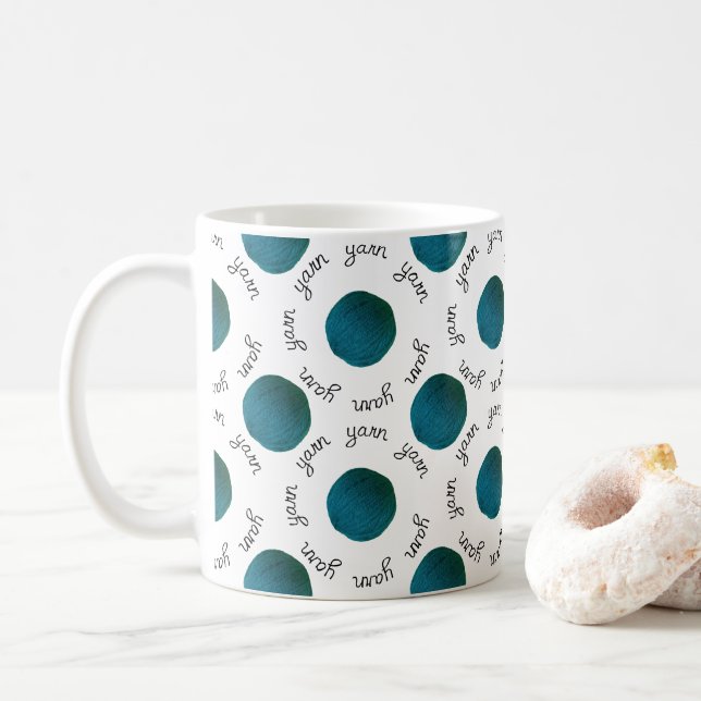 Aquamarine Garnballen Typografie Handgemachte Hand Tasse (Mit Donut)