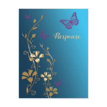 Aquamarine, goldene, violette Blumen und Schmetter