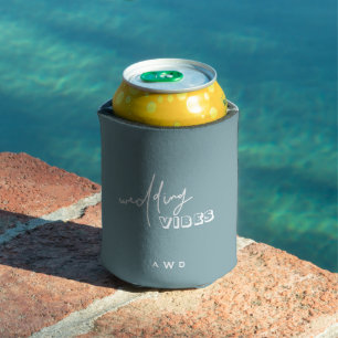 Aquamarine Hochzeit Vibes Weiße Typografie Cooler Dosenkühler