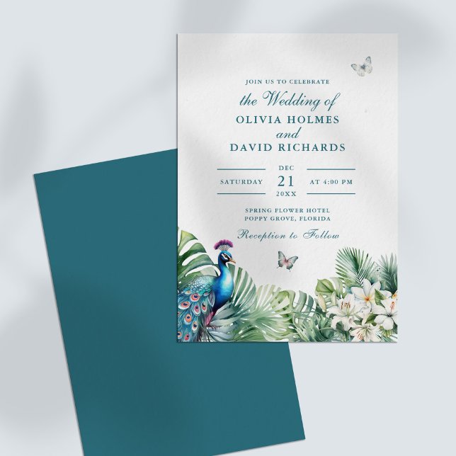 Aquamarine Peacock Tropical Blume Butterfly-Hochze Einladung (Teal Peacock Tropical Flowers Butterfly Wedding Invitation on a white table)