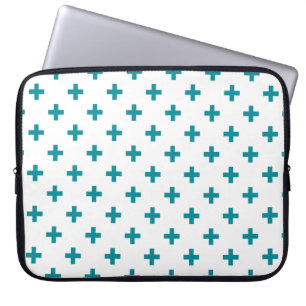 Aquamarine Polka-Kreuze auf Weiß Laptopschutzhülle