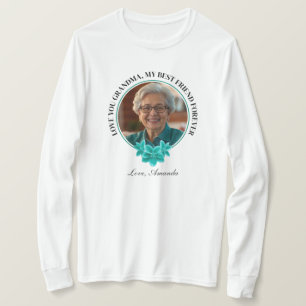 Aquamarine Rahmen-Großmutter mit Blumenmuster zum T-Shirt
