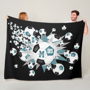aquamarine schwarze Fußballbälle sind die Hauptrol Fleecedecke