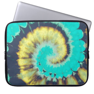 Aquamarine Spirale Abstrakt. Tye Dye Shirt Circle. Laptopschutzhülle