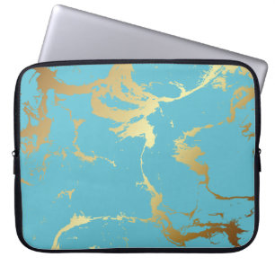 Aquamarine und goldene Marmorlackierung Abstrakte  Laptopschutzhülle