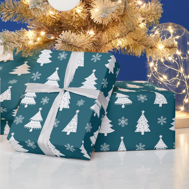 Aquamarine Weihnachtsbaumen Geschenkpapier (Feiertage)