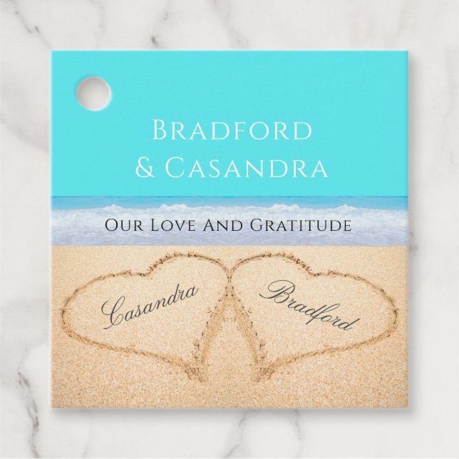 Aquamariner Blue Beach Hochzeit 2 Herz im Sand Nap Geschenkanhänger (Vorderseite)