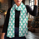Aquamariner Winterurlaub im Schneemann Pattern Schal<br><div class="desc">Genießen Sie den Urlaubssinn mit diesem bezaubernden aquamarinen Winterschal mit einem bezaubernden Schneemodell. Dieses Design ist perfekt geeignet, um Ihrem saisonalen Schrank eine spielerische, aber festliche Touch hinzuzufügen. Freuen Sie sich auf fröhliche Schneemänner vor einem lebendigen aquamarinen Hintergrund. Egal ob Sie sich für eine Ansammlung im Urlaub anziehen oder sie...</div>