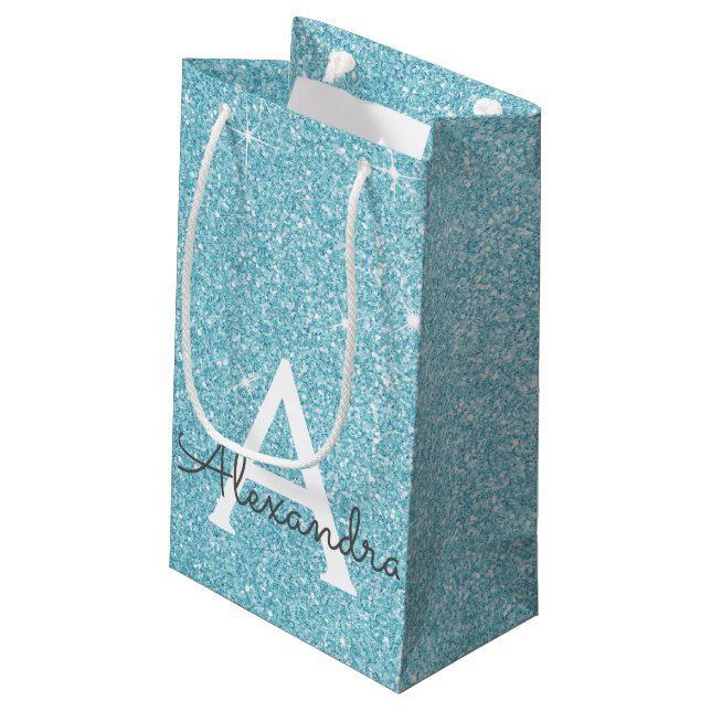 Aquamarines Aqua Blue Glitzer & Sparkle Monogram Kleine Geschenktüte (Rückseite Schrägansicht)