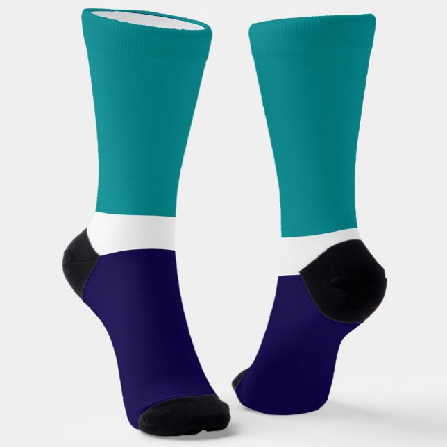 Aquamarines, blaues Schlichtes Farbblockdesign Socken (Von Creator hochgeladen)