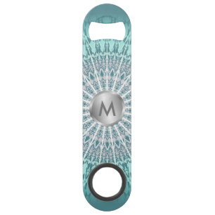 Aquamarines grünes Mandala-Monogramm Speed Flaschenöffner